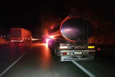 Adana Pozantı'da seyir halindeki tankerde yangın çıktı alevler ormana sıçradı