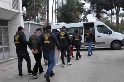 Mersin'de yabancıların pasaportlarına el koyup fuhuş yaptıran şebeke çökertildi: 3 tutuklama