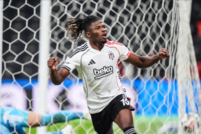 PFDK, Beşiktaşlı futbolcu El Bilal Toure'ye 2 maç ceza verdi