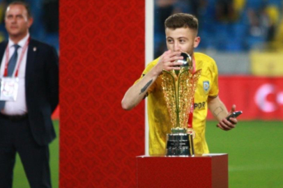 Silahlı kavgada ağır yaralanan futbolcu entübe edildi