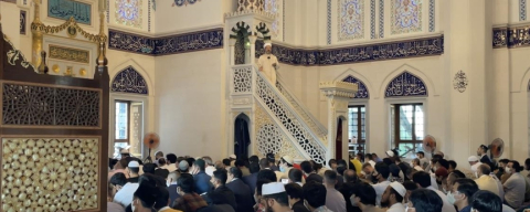 19 ARALIK 2025 CUMA HUTBESİNDE GENÇLERE VE AİLELERE UYARI! ZAMANIN KIYMETİ ANLATILDI