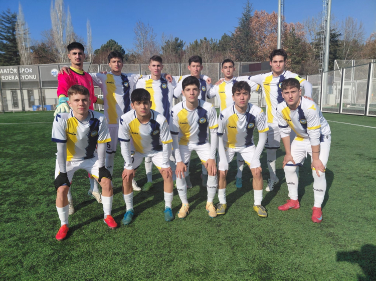 Adana 01 FK U-19 takımı Kayseri deplasmanından 3 puanla döndü 2
