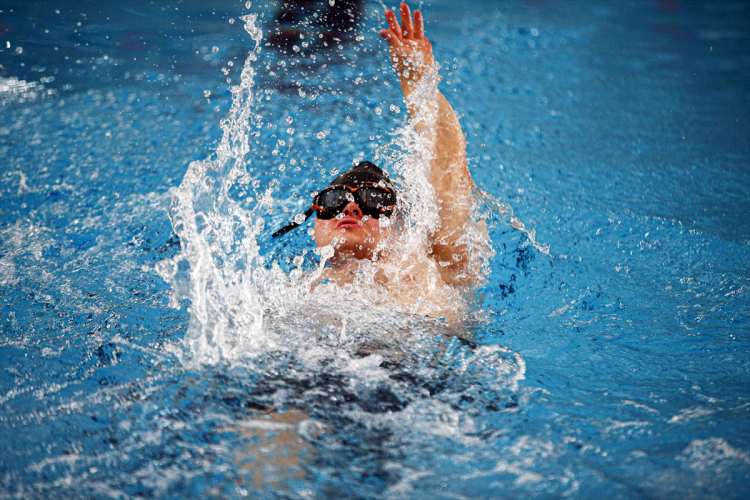 Adana’da down sendromlu yüzücü Mehmet milli formaya kavuşmak için kulaç atıyor 3