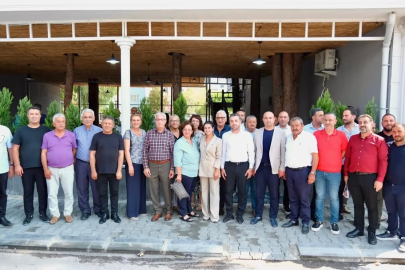 Ceyhan’da Emekliler Lokali, sosyal yaşamın merkezi oldu