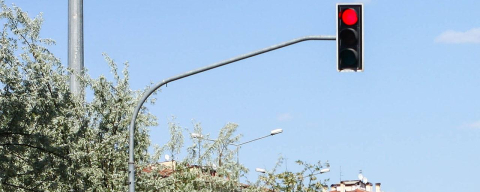 KIRMIZI IŞIKTA 6. İHLALDE EHLİYET İPTALİ GELİYOR