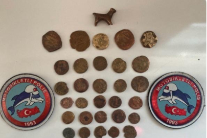 Mardin’de tarihi eser operasyonu: 45 sikke ele geçirildi