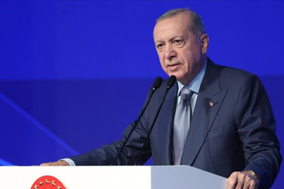 Cumhurbaşkanı Erdoğan: "Dünyada kendi savaş gemisini geliştirip denize indiren 10 ülkeden biri Türkiye'dir"