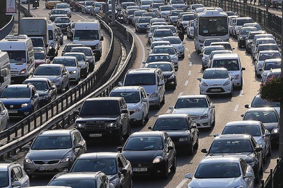 Trafik Sigortasında 1 Ocak 2026 değişikliği neleri kapsıyor? Hasarsızlık indirimi araç sahiplerini nasıl etkileyecek?