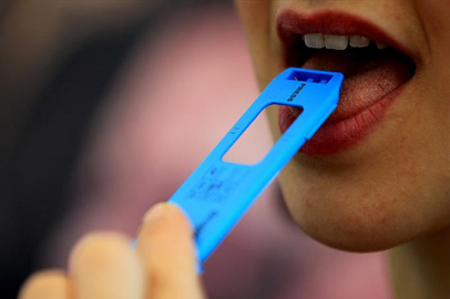 UYUŞTURUCU TESTİ NASIL YAPILIR? SAÇTA MI KANDA MI BELLİ OLUR?