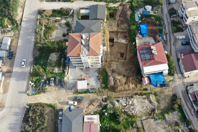 Hatay’da deprem enkazında 1.500 yıllık mozaik gün yüzüne çıkarıldı