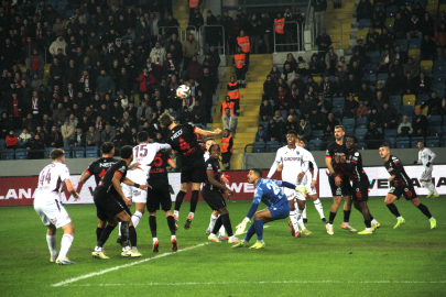 Gençlerbirliği Trabzonspor'u 4-3 mağlup etti