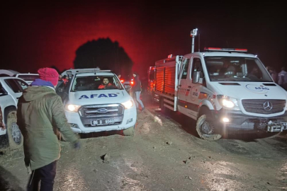 Uçak kazasını gören vatandaşlar anlattı: "Deprem oldu ya da bomba patladı sandık"