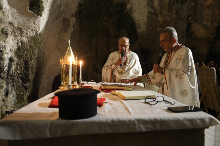 Antakya’daki Saint Pierre Kilisesi’nde Noel ayini 3