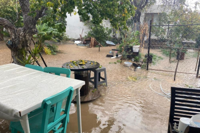 Datça'da sağanak yağış etkili oldu