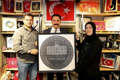 İplik Sanatı ile tasarlanan logo beğeni topladı