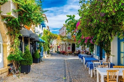 İzmir Mutfağının En Gözde Lezzetleri: Tatilinizi Lezzetle Taçlandırın