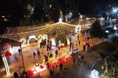 Adana’da yılbaşı etkinlikleri renkli etkinliklerle başladı