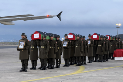 Ankara’daki uçak kazasında hayatını kaybeden Libya heyeti ülkesine uğurlandı