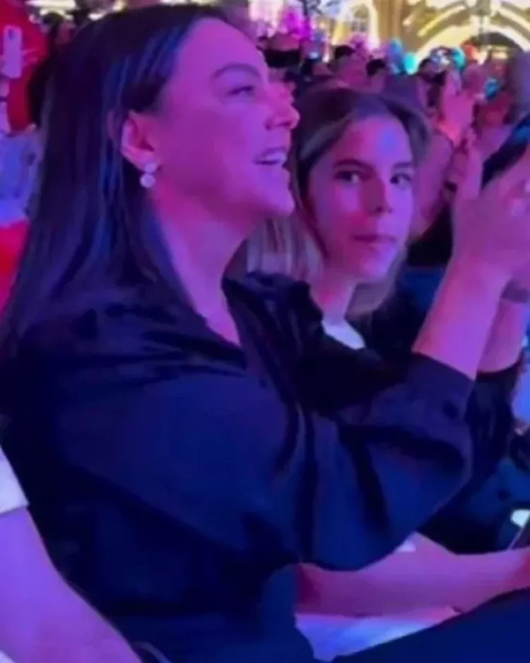 ebru gündeş kızı