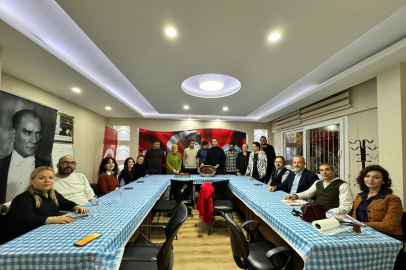 Eğitim Gücü Sen Adana Şubesi’nde öğretmenler dayanışma sofrasında buluştu