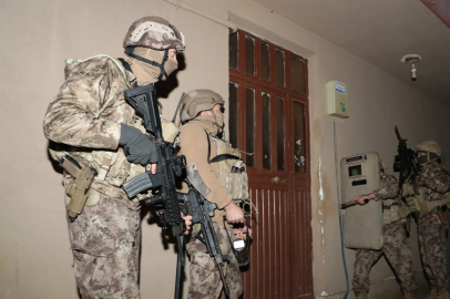 Mersin’de haraç çetesine darbe: 8 şüpheli tutuklandı