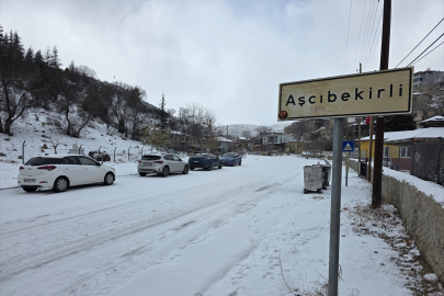 Adana'da Pozantı'nın yüksek kesimleri beyaza büründü