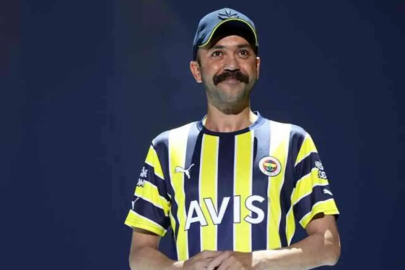 Sarp Akkaya’dan olay yaratan tweet: Galatasaray etiketiyle mesaj verdi