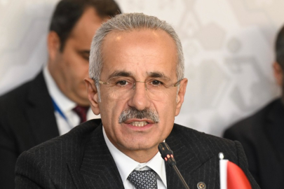 Ulaştırma ve Alt Yapı Bakanlığından İstanbul'da birbirine temas eden 2 tanker gemi açıklaması