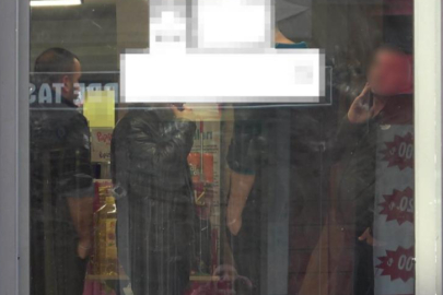 Antalya’da market soygunu girişimi: 3 çalışan yaralandı