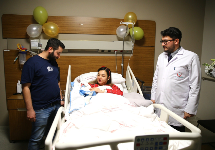 Adana'da 2026'nın ilk sürprizi Poyraz bebek tam saat 00.00'da doğdu 2