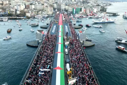 Bilal Erdoğan’dan Galata Köprüsü’nde Gazze için boykot çağrısı
