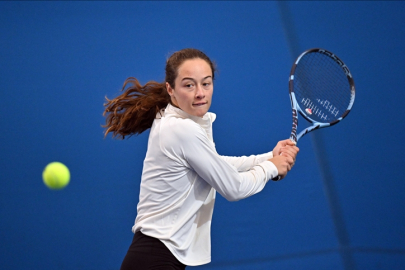 Milli tenisçi Zeynep Sönmez Uluslararası Brisbane Tenis Turnuvası elemelerinde final turuna yükseldi