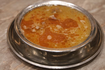 Adana’da havaların soğumasıyla doğal antibiyotik paçaya ilgi arttı