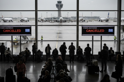 Yunanistan’da hava kontrol sistemi çöktü: Uçuşlar askıya alındı