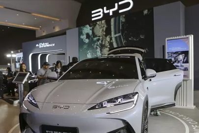 BYD'nin 2025 raporu şaşırttı: Tesla’ya 600 bin araç fark attı