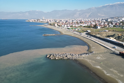Hatay’da deniz suyu 10 metre çekildi, halkı tedirgin etti