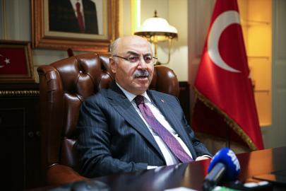 Vali Yavuz Selim Köşger, AA’nın “Yılın Kareleri” oylamasına katıldı