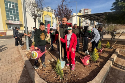 Doğa sevgisi engel tanımadı: Özel öğrencilerden anlamlı etkinlik