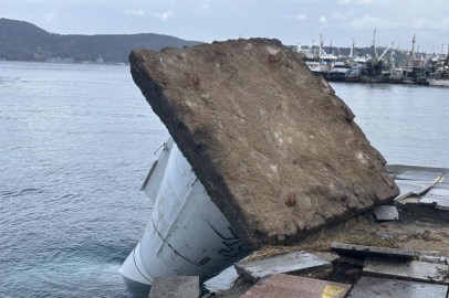 Fırtına Marmara ve Ege’de yapıları yıktı