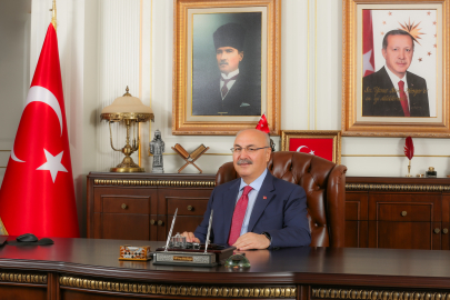 Vali Köşger: Özgür ve tarafsız basın, toplum ile devlet arasında köprüdür