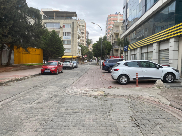 Adana'da bu kez dondurucu soğuk nedeniyle sokaklar boş kaldı 4