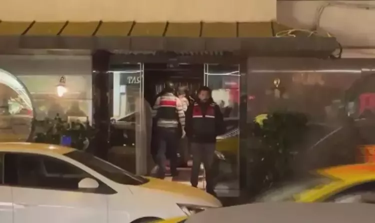 Survivor'ın ilk elenen İsmi Selen Görgüzel kimdir Selen Görgüzel neden gözaltına alındı Selen Görgüzel neden gündemde 3