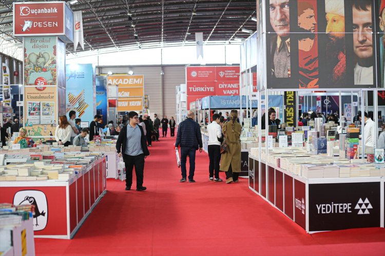 Türkiye'nin ikinci büyük kitap fuarı Adana'da kapılarını açtı 3
