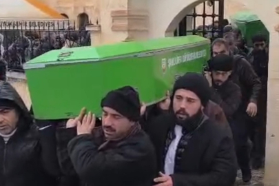 Bozova’daki faciada hayatını kaybeden 3 kişi toprağa verildi