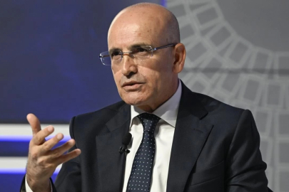 Hazine ve Maliye Bakanı Mehmet Şimşek’ten iş dünyasına: Her şeyi devletten beklemeyin