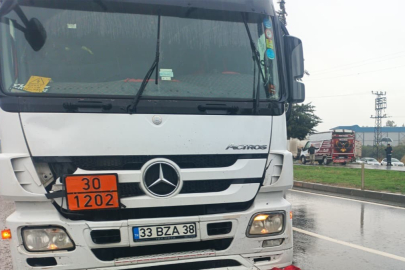 Mersin’de tırın çarptığı yaya hayatını kaybetti