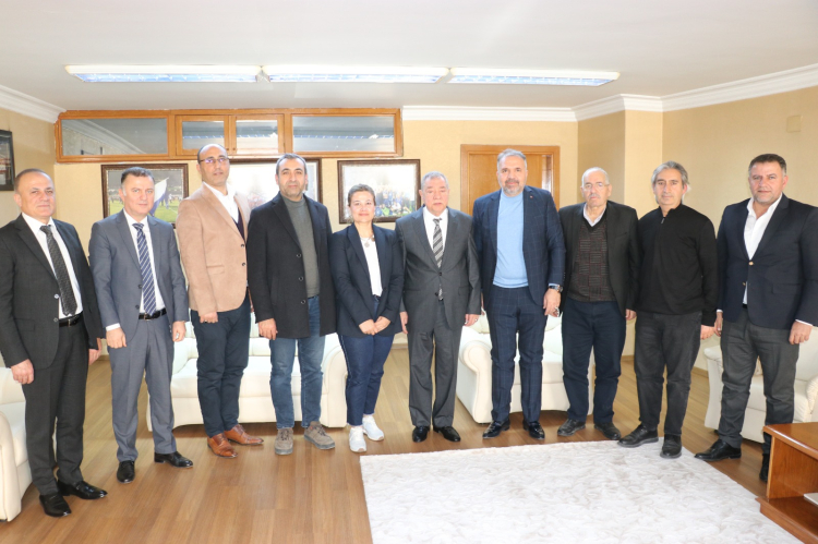 Asgari ücret ve emekli maaşları gelen zamlarla cebe girmeden eriyor