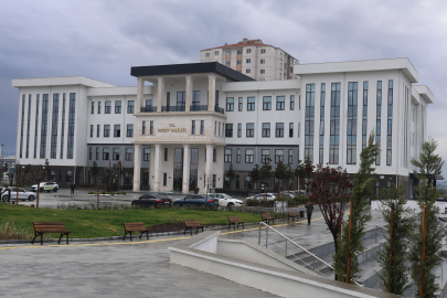 Hatay’da kamu kampüsü hedefiyle yeni valilik binası açıldı