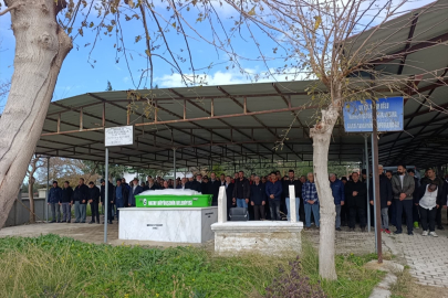 Hatay Samandağ’da silahlı saldırıda ölen 17 yaşındaki Eylül toprağa verildi