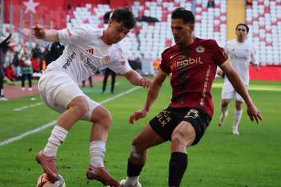 Ziraat Türkiye Kupası: Antalyaspor: 0 - Gençlerbirliği: 0 (İlk yarı)